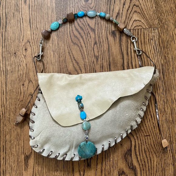 NWOT Artisan Handmade Leather & Suede Saddle Bag Purse with Beaded Strap - Picture 6 of 7